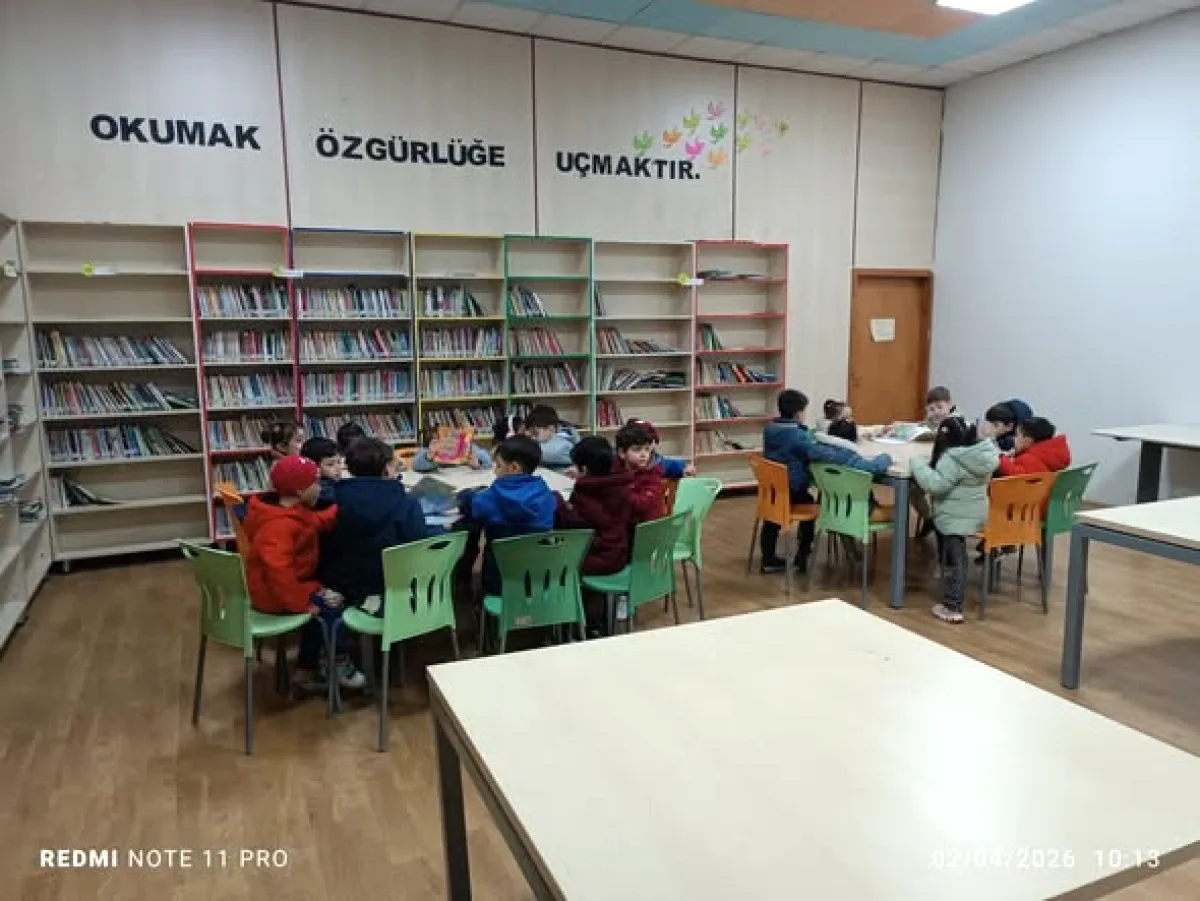 Pursaklar'da Okuyan, Düşünen ve Hayal Eden Nesiller Yetişiyor Pursaklar'da Okuyan, Düşünen ve Hayal Eden Nesiller Yetişiyor