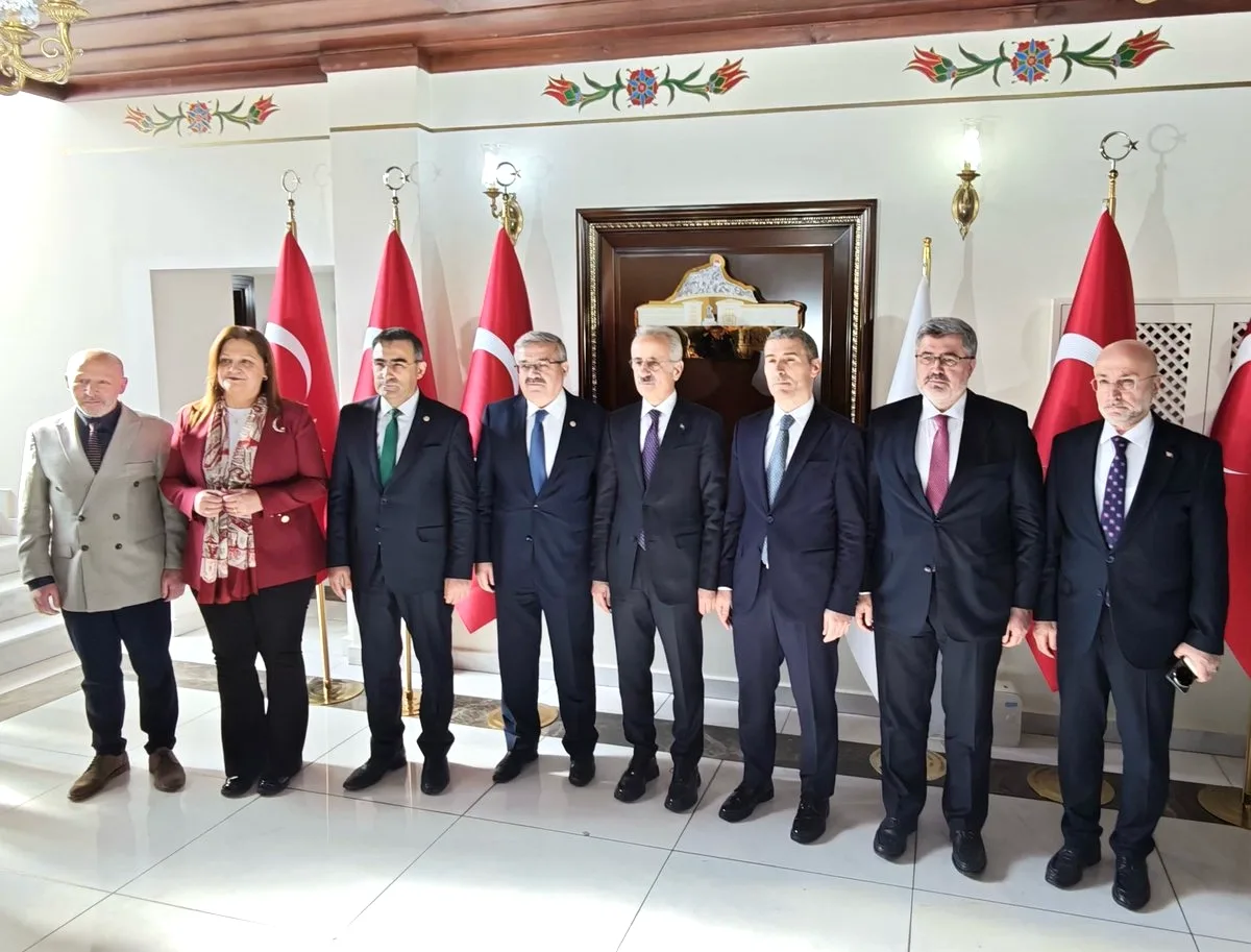Afyonkarahisar'da Protokol Buluşması: Vali Aktaş'ı Kimler Ziyaret Etti? Afyonkarahisar'da Protokol Buluşması: Vali Aktaş'ı Kimler Ziyaret Etti?