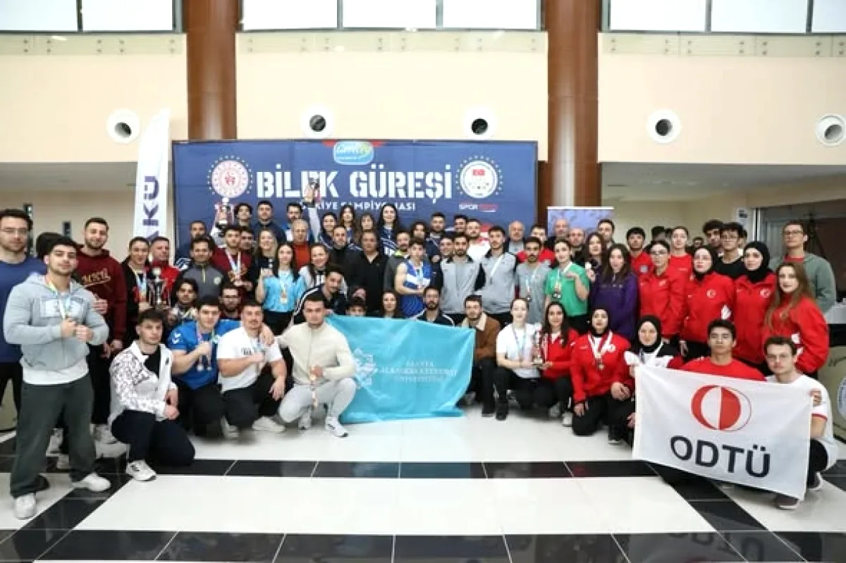 ALKÜ Öğrencileri 5 Farklı Spor Müsabakasında Birbirini İzleyen Başarılara İmza Attı ALKÜ Öğrencileri 5 Farklı Spor Müsabakasında Birbirini İzleyen Başarılara İmza Attı