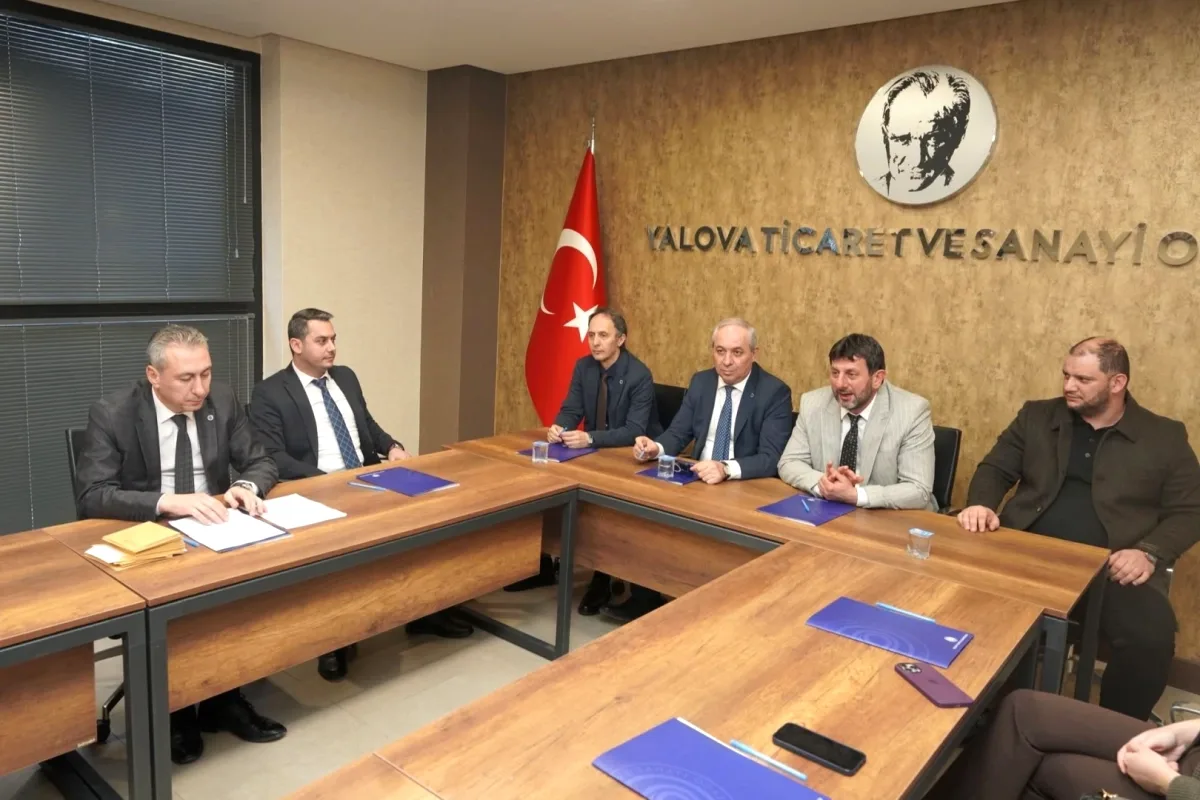 YTSO Genç Girişimciler Kurulu Oluşturuldu: Oğuzhan Uzun Başkan Seçildi YTSO Genç Girişimciler Kurulu Oluşturuldu: Oğuzhan Uzun Başkan Seçildi
