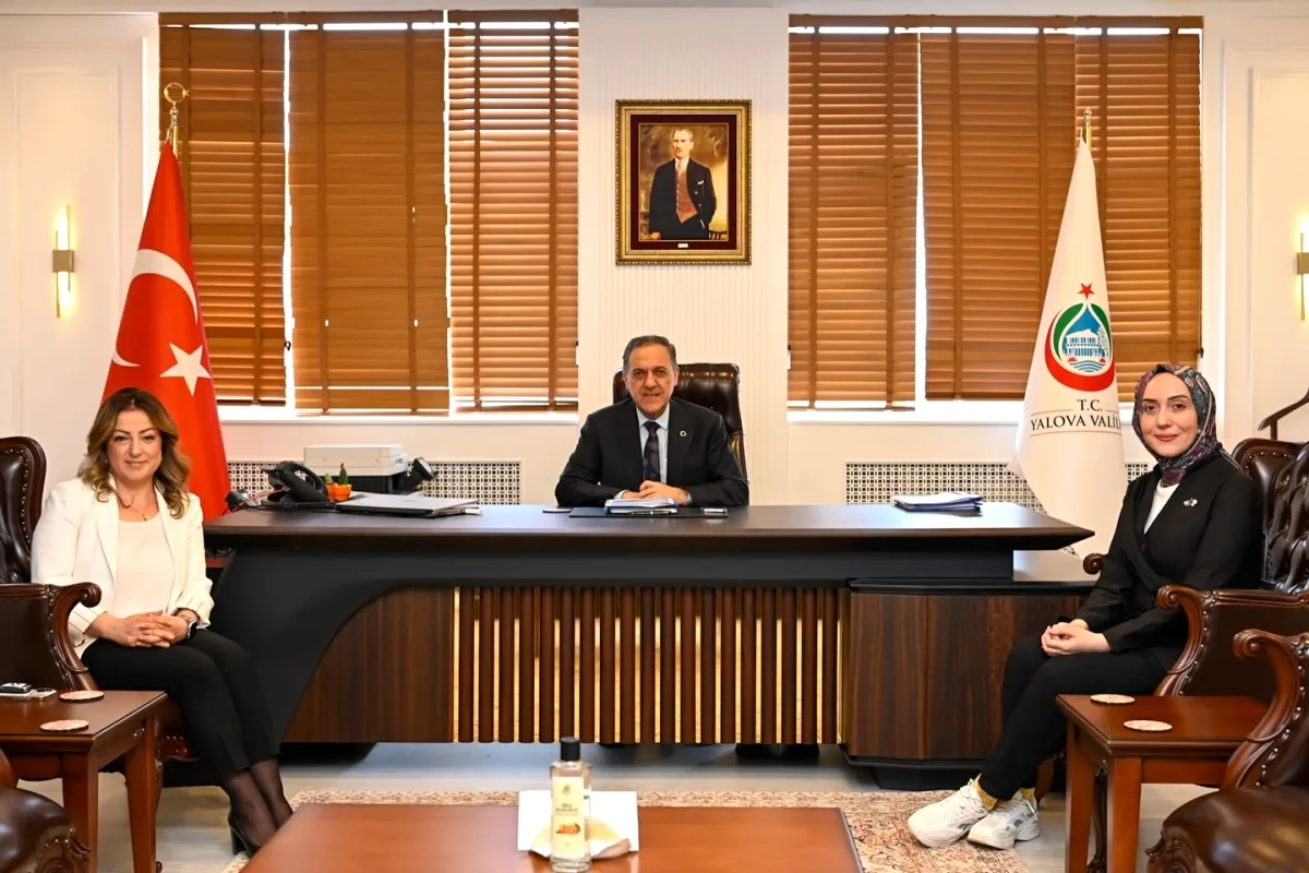 Yalova Valisi, Türkiye Uzay Ajansı Yetkilisi ile Görüştü Yalova Valisi, Türkiye Uzay Ajansı Yetkilisi ile Görüştü