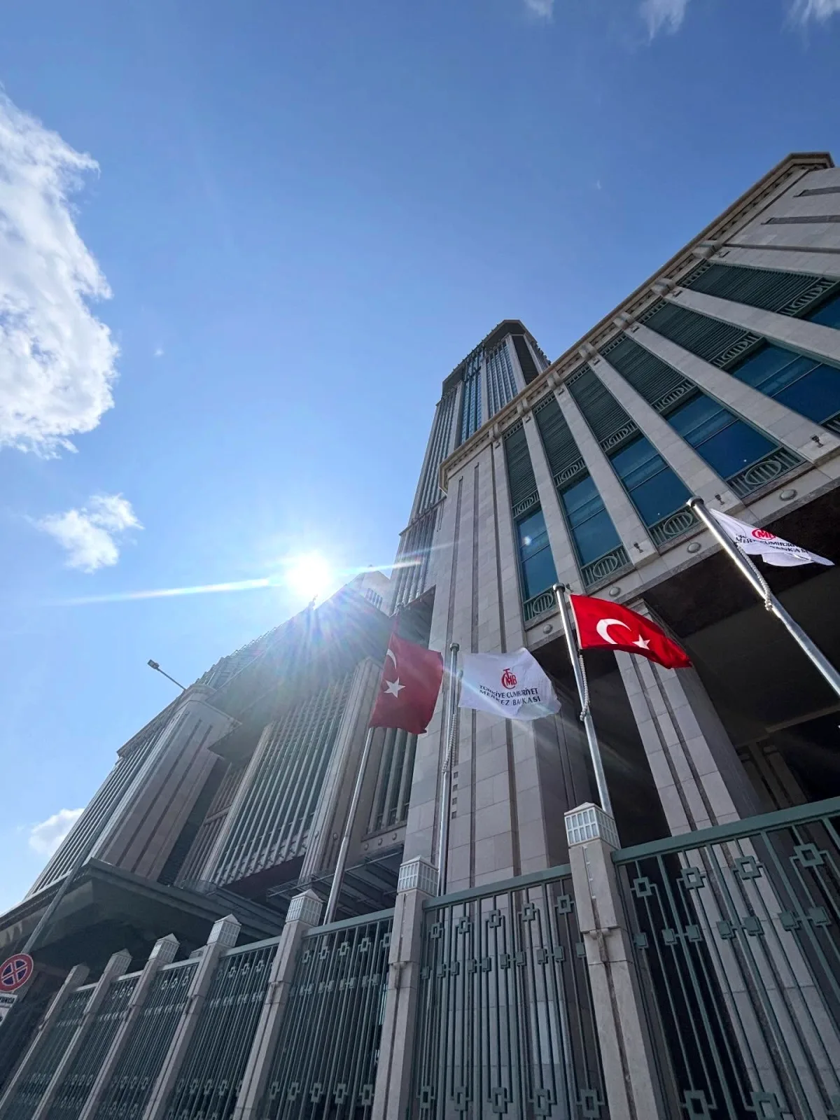 YTÜ'lü Öğrenciler Merkez Bankası'nı Gezdi YTÜ'lü Öğrenciler Merkez Bankası'nı Gezdi