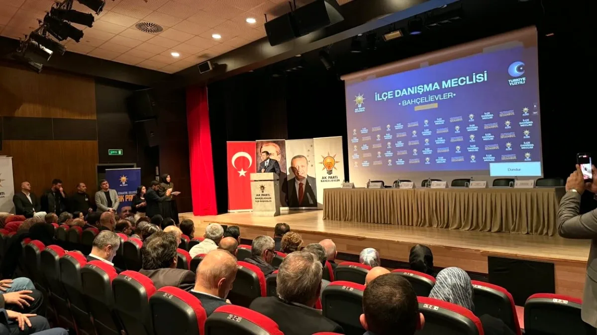 Bahçelievler'de AK Parti'den Yerel Yatırımlar İçin İstişare Toplantısı Bahçelievler'de AK Parti'den Yerel Yatırımlar İçin İstişare Toplantısı