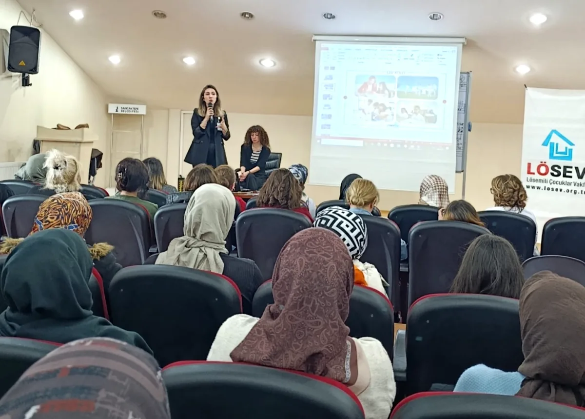 Sancaktepe'de Kanser Farkındalığı: Erken Teşhis İçin Seminer Sancaktepe'de Kanser Farkındalığı: Erken Teşhis İçin Seminer
