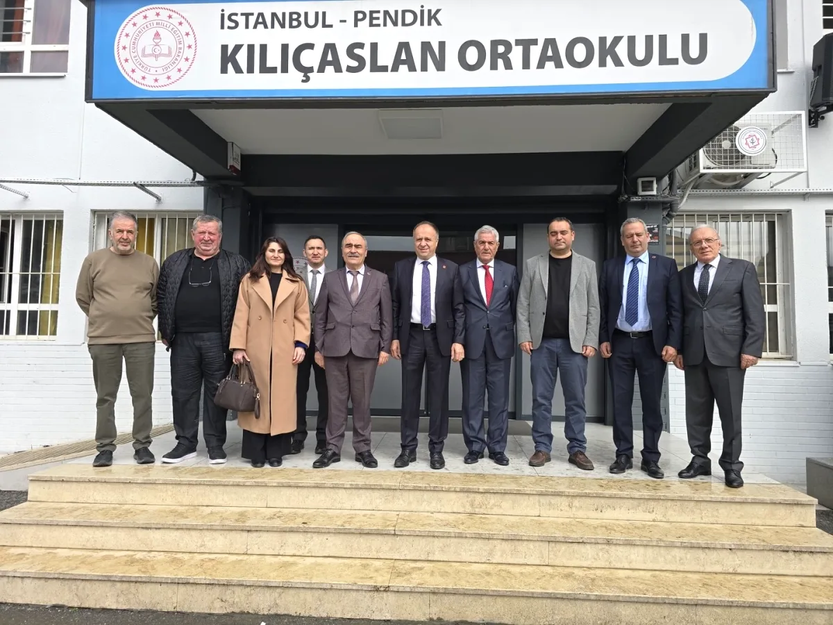 CHP Pendik'ten Eğitim Ziyareti: Üç Okulun İhtiyaçları Masaya Yatırıldı CHP Pendik'ten Eğitim Ziyareti: Üç Okulun İhtiyaçları Masaya Yatırıldı