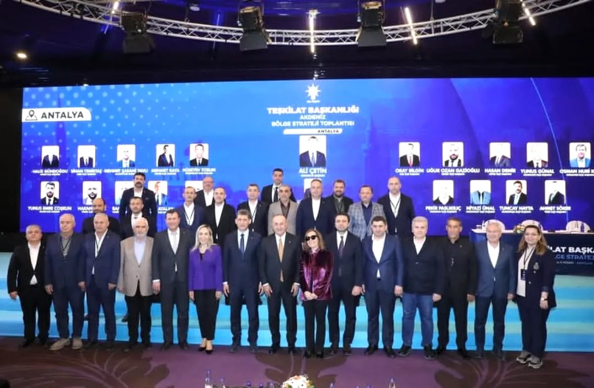AK Parti Akdeniz Bölgesi Strateji Toplantısı Muratpaşa'da Yapıldı AK Parti Akdeniz Bölgesi Strateji Toplantısı Muratpaşa'da Yapıldı