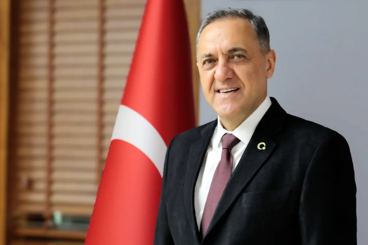 Vali Usta'dan Van Depremi İçin Geçmiş Olsun Mesajı Vali Usta'dan Van Depremi İçin Geçmiş Olsun Mesajı