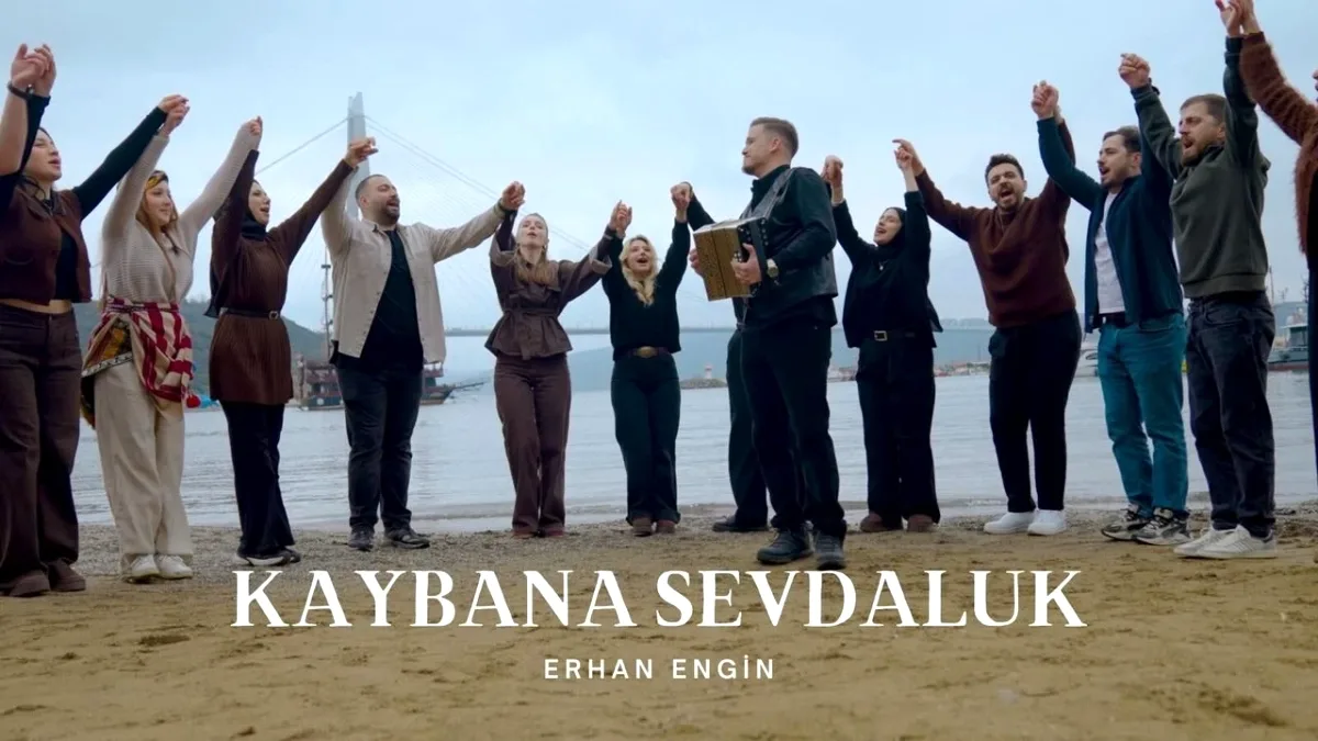 Erhan Engin'den 'Kaybana Sevdalık': Armonika Odaklı Horonla Karadeniz Müziğine Yenilik Erhan Engin'den 'Kaybana Sevdalık': Armonika Odaklı Horonla Karadeniz Müziğine Yenilik