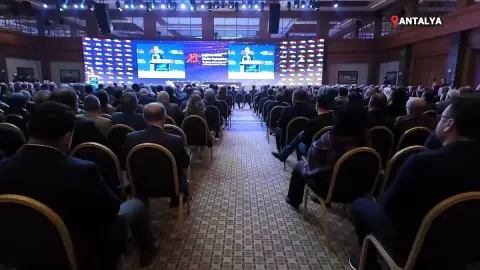 Sağlık Bakanı Memişoğlu: 'Bir Bütünüz, Bu Ailenin Bakanıyım'