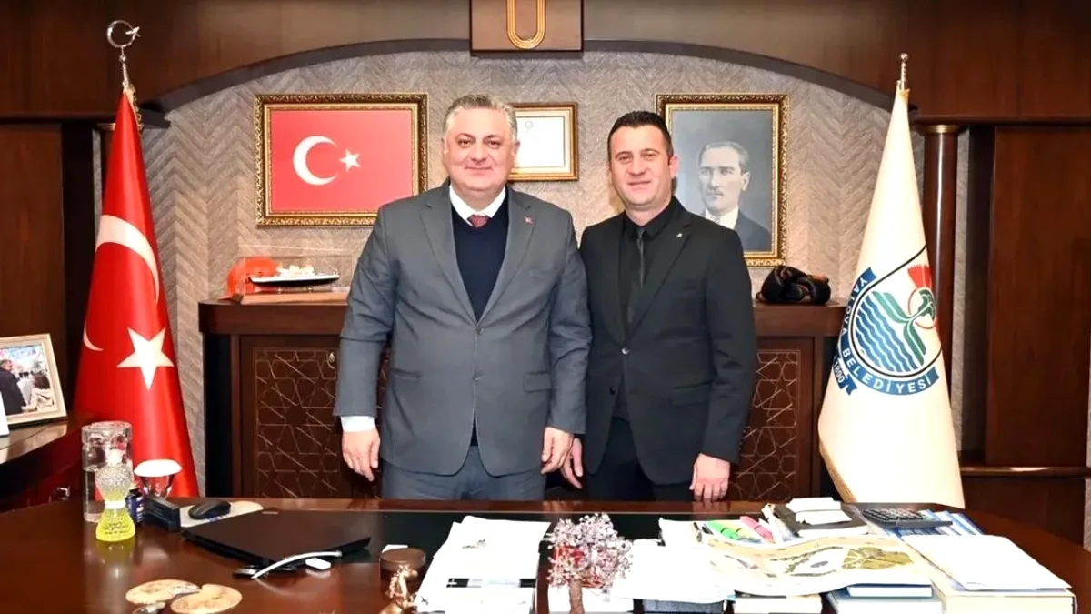 Yalova'da Esnaf ve Belediye Kritik Görüşme Yaptı Yalova'da Esnaf ve Belediye Kritik Görüşme Yaptı