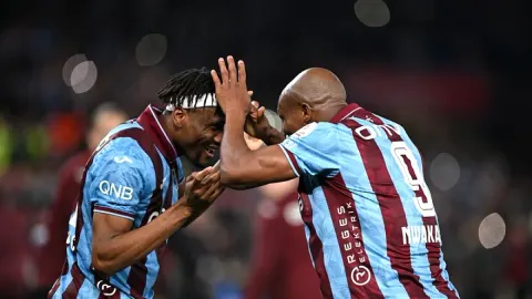 Trabzonspor 2-1'le Zirve Yarışını Sarsıyor: Nwaiwu Konuştu