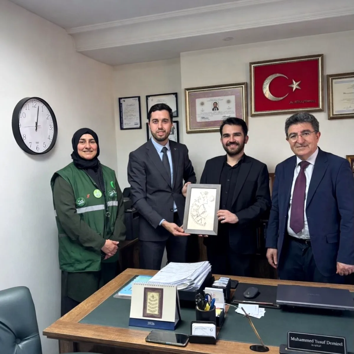 Yeşilay Üsküdar'dan Avukatlar Günü'nde Anlamlı Ziyaret Yeşilay Üsküdar'dan Avukatlar Günü'nde Anlamlı Ziyaret