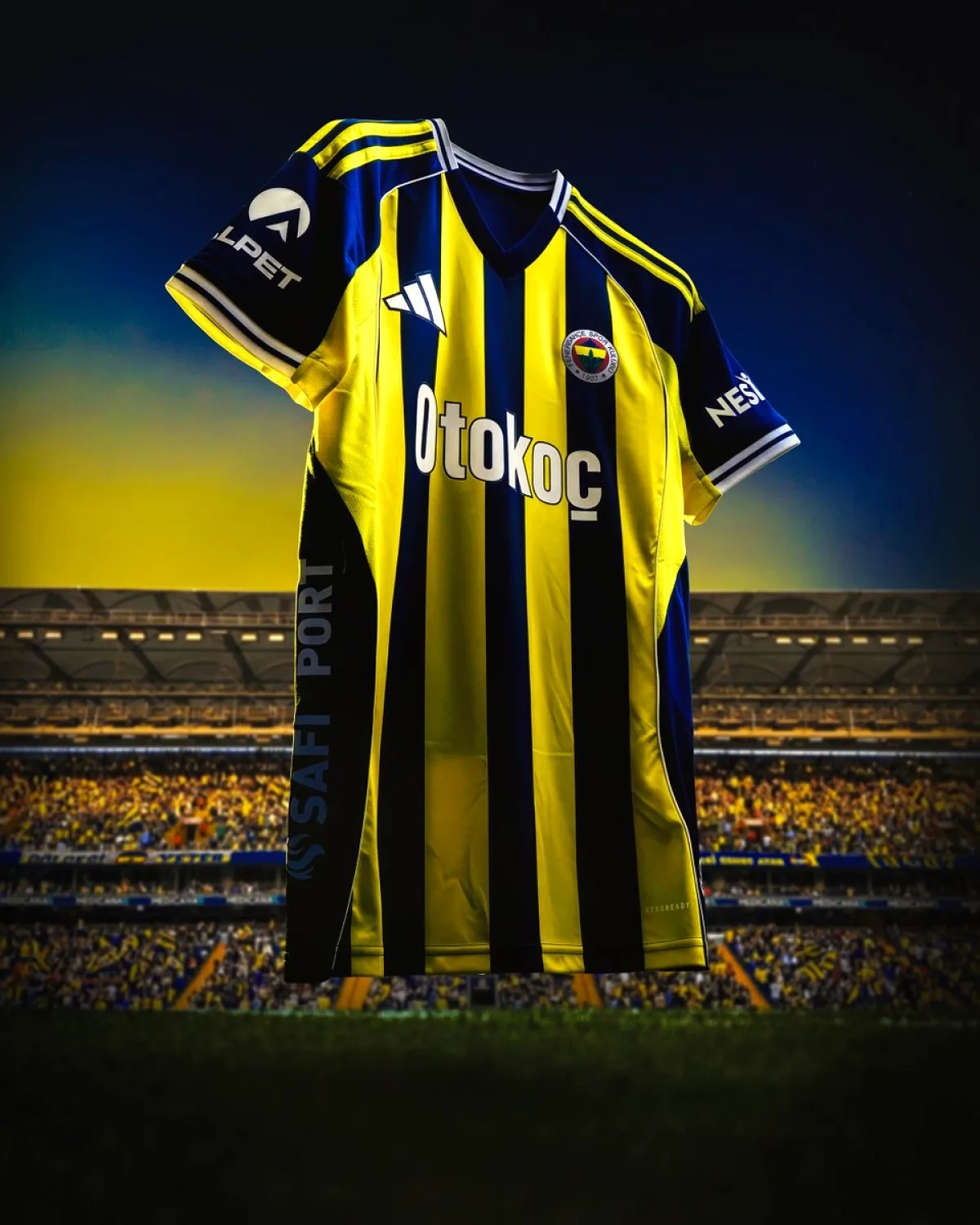 Fenerbahçe, Beşiktaş Derbisinde Çubuklu Formayla Sahaya Çıkacak Fenerbahçe, Beşiktaş Derbisinde Çubuklu Formayla Sahaya Çıkacak