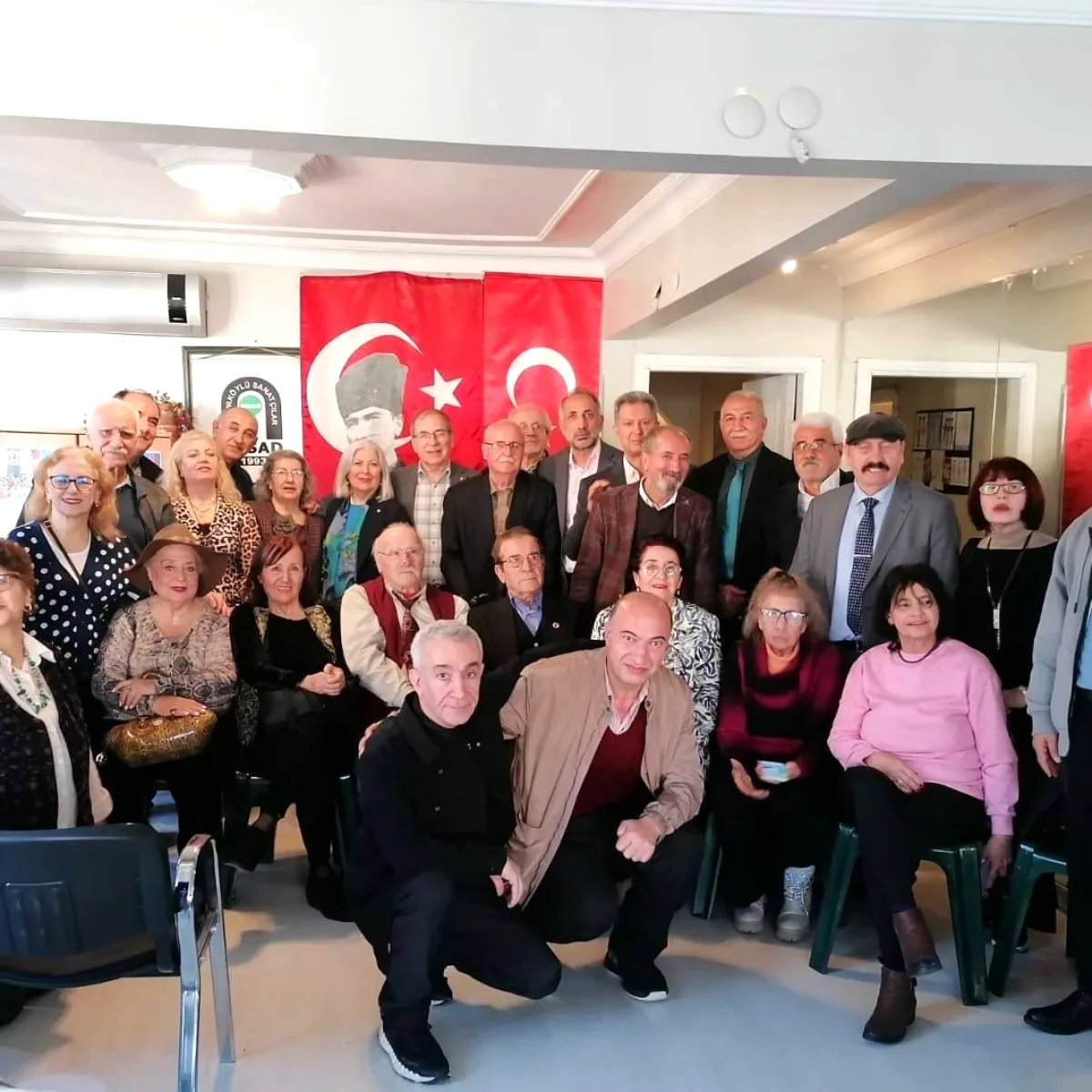 Bakırköy'de Şiir ve Köy Enstitüleri Konuşuldu Bakırköy'de Şiir ve Köy Enstitüleri Konuşuldu