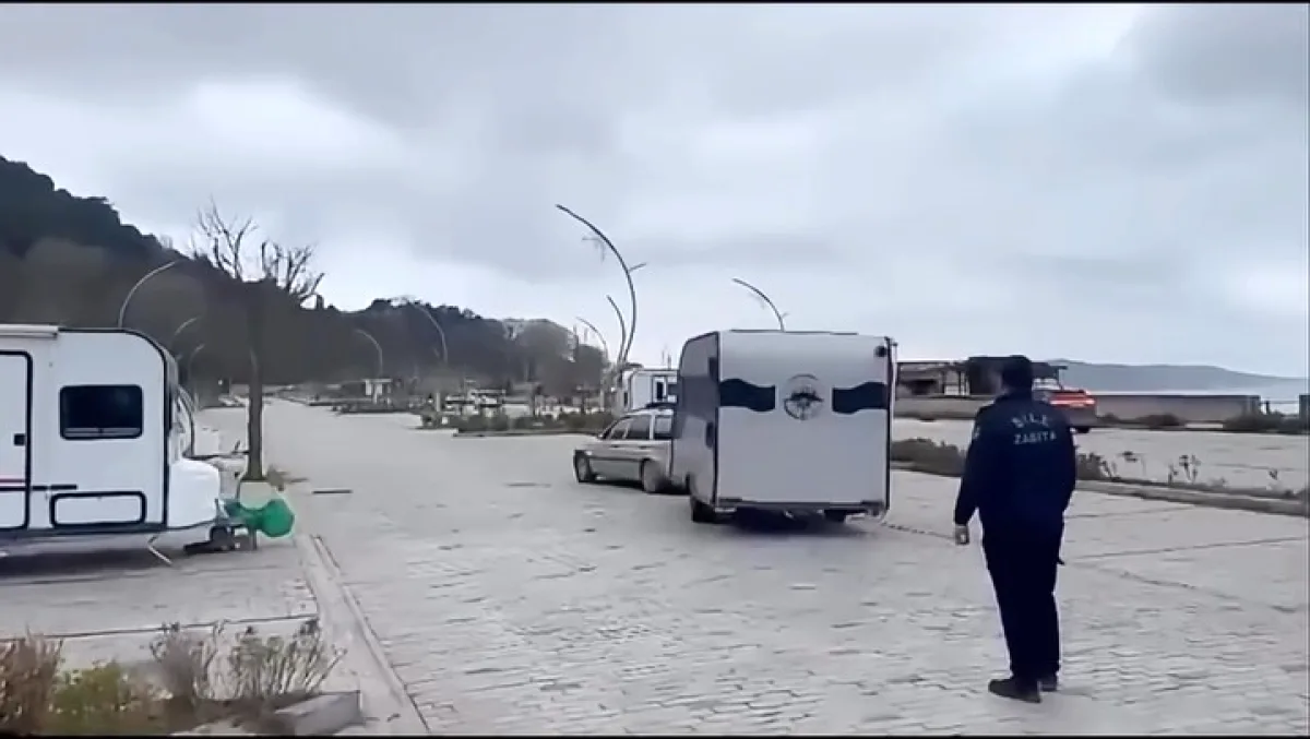 Şile'de Karavan Denetimleri: 41 Karavan Kaldırıldı, Düzen Sağlanıyor Şile'de Karavan Denetimleri: 41 Karavan Kaldırıldı, Düzen Sağlanıyor