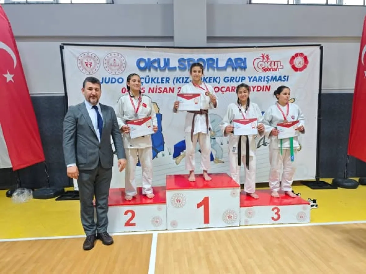 Kepsut'un Genç Judocuları Aydın'da Madalyaları Topladı! Kepsut'un Genç Judocuları Aydın'da Madalyaları Topladı!