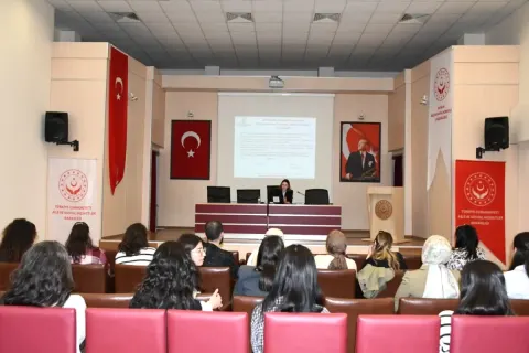 Antalya'da Kadına Yönelik Hizmetlerde Standart: ŞÖNİM Personeline Eğitim