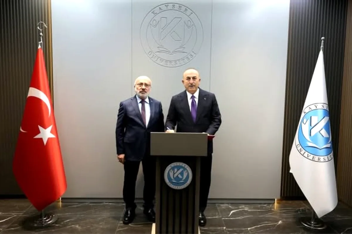 Mevlüt Çavuşoğlu Kayseri Üniversitesi'nde Konferans Verdi Mevlüt Çavuşoğlu Kayseri Üniversitesi'nde Konferans Verdi