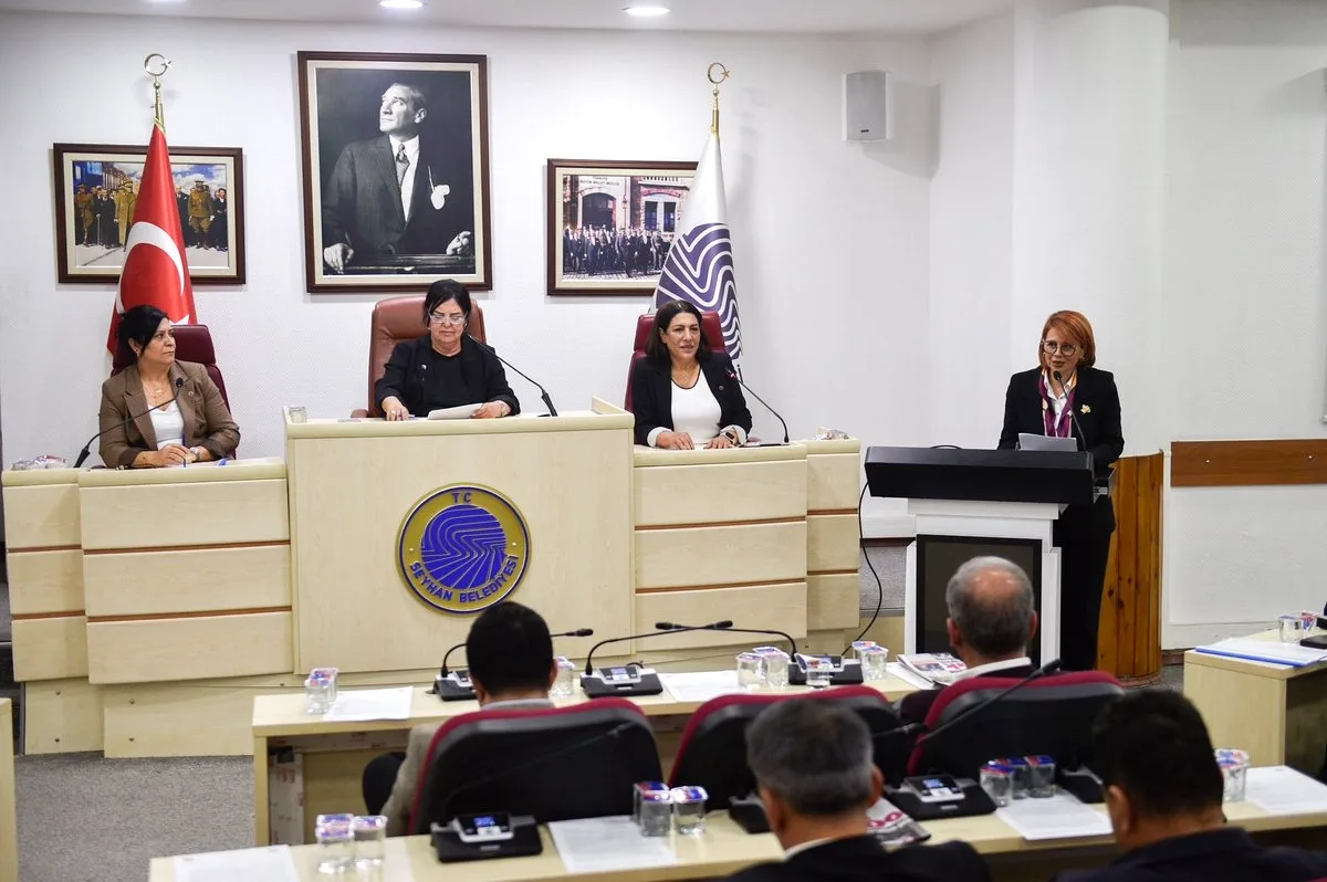 Seyhan Belediyesi Nisan Ayı Meclis Toplantısını Gerçekleştirdi Seyhan Belediyesi Nisan Ayı Meclis Toplantısını Gerçekleştirdi