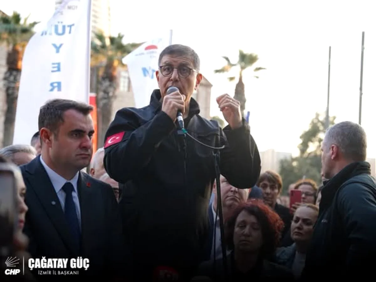 CHP İzmir'den Meslek Fabrikası Direnişi CHP İzmir'den Meslek Fabrikası Direnişi