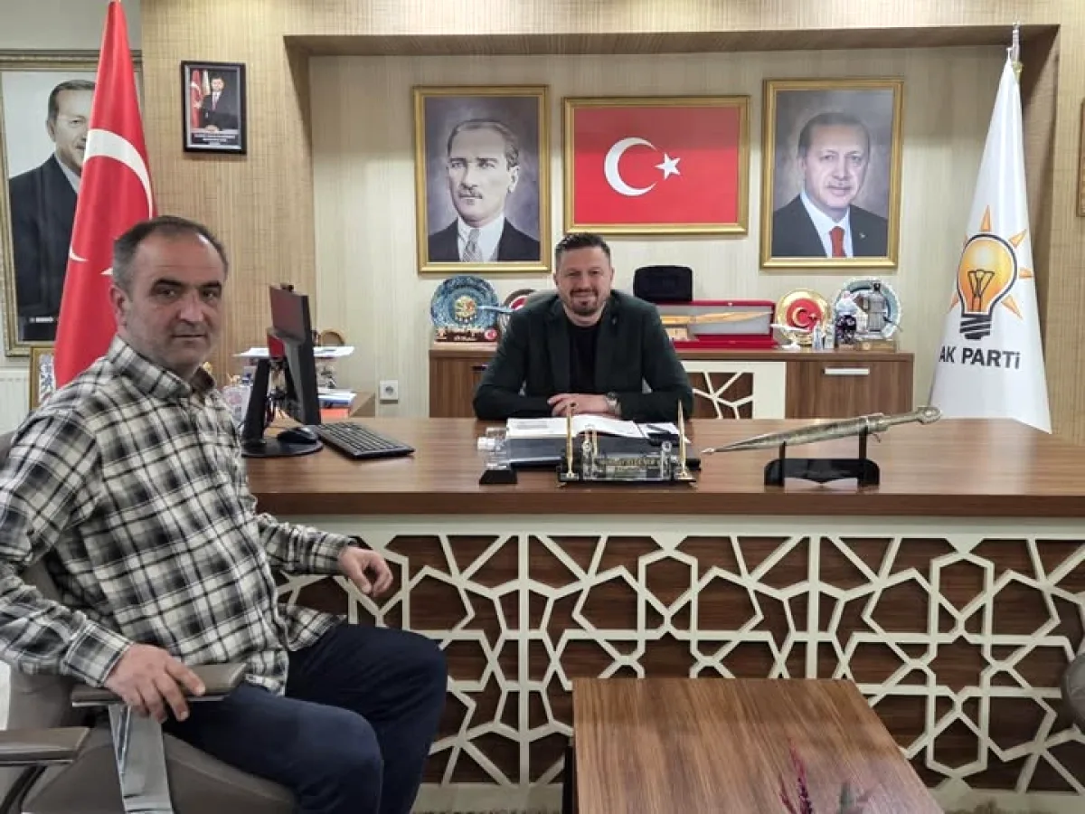 Balıkesir'de Gençlik AK Parti'ye Geçti: Emirhan Tabaru Kararını Açıkladı Balıkesir'de Gençlik AK Parti'ye Geçti: Emirhan Tabaru Kararını Açıkladı