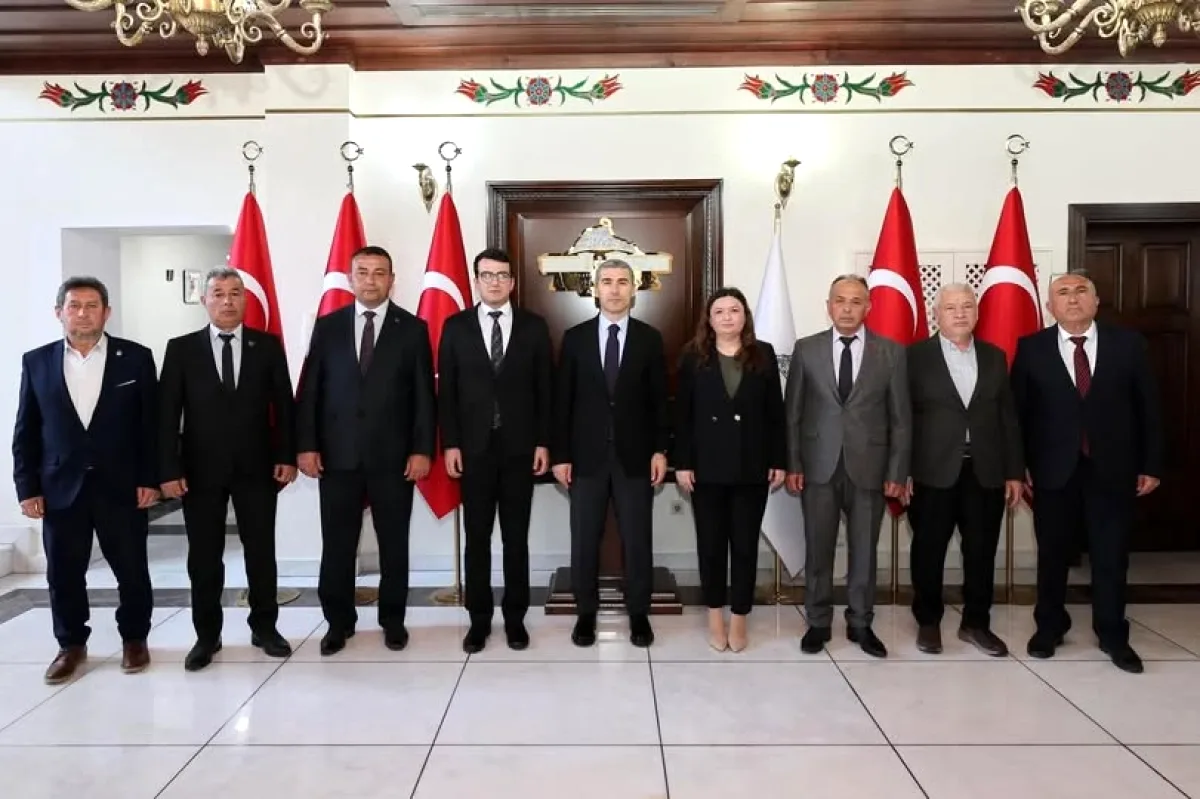 Afyonkarahisar'da Yeni Vali Aktaş'a Hayırlı Olsun Ziyareti Afyonkarahisar'da Yeni Vali Aktaş'a Hayırlı Olsun Ziyareti