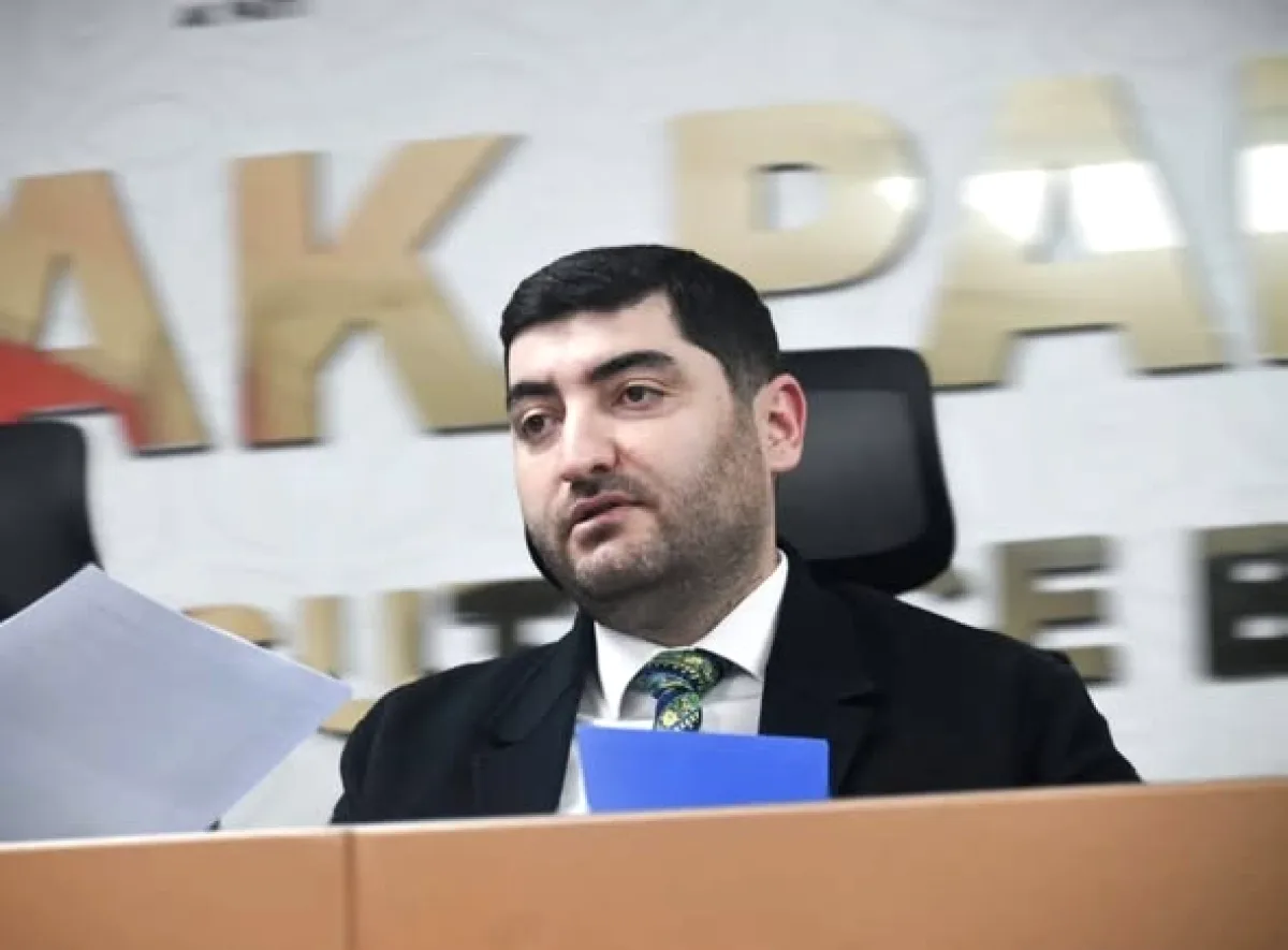 Etimesgut'taki AK Parti Toplantısında Gündem Neydi? Etimesgut'taki AK Parti Toplantısında Gündem Neydi?