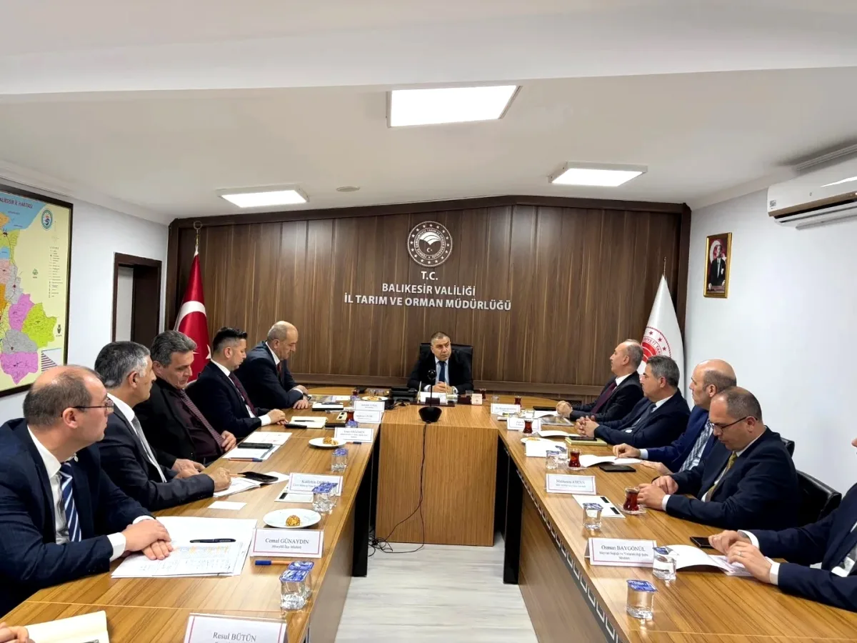 Balıkesir'de Tarımsal Yatırımlar İçin Yeni Stratejiler Belirlendi Balıkesir'de Tarımsal Yatırımlar İçin Yeni Stratejiler Belirlendi