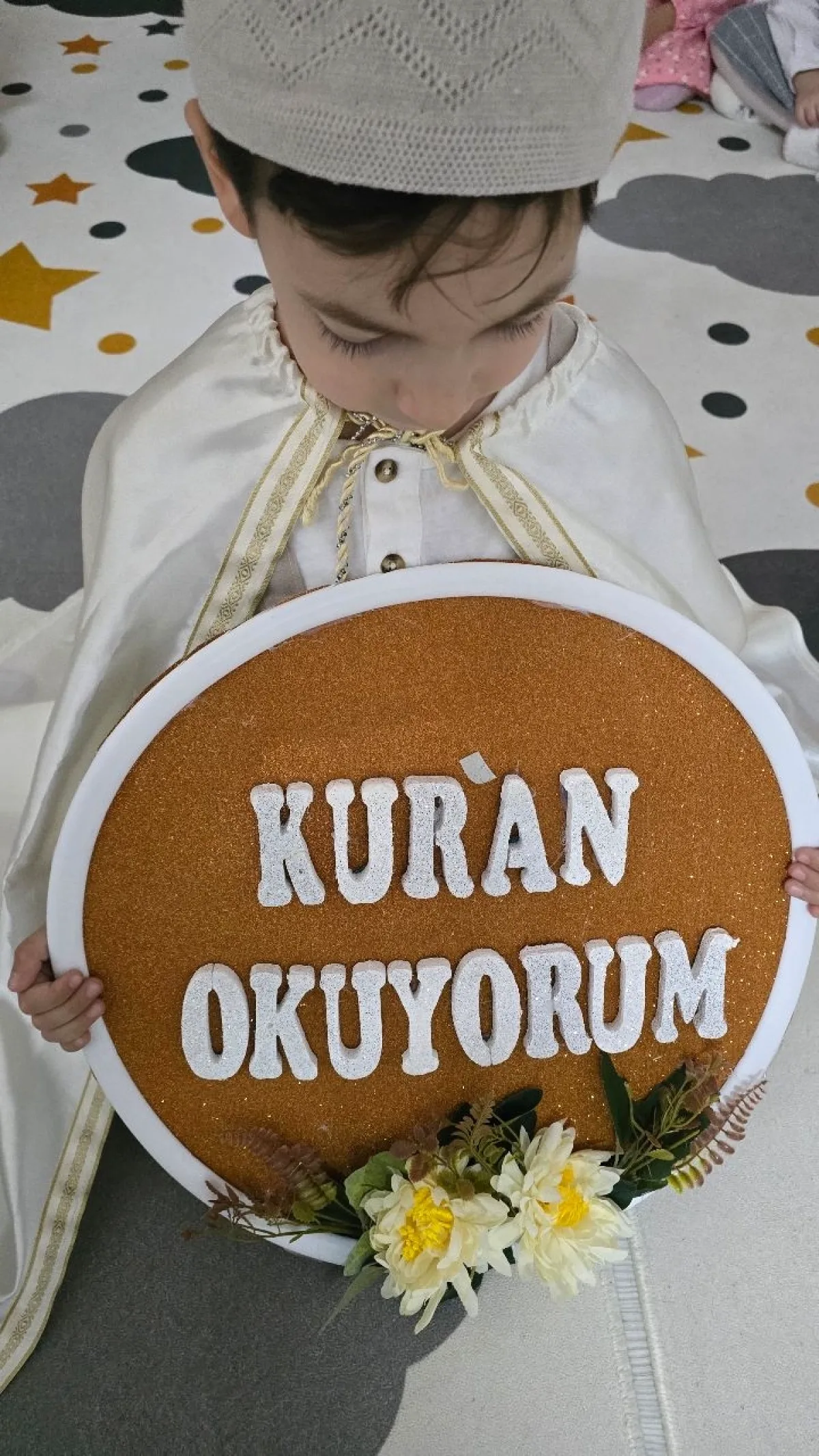 Başiskele'de Minik Eller Kur'an'la Buluşuyor Başiskele'de Minik Eller Kur'an'la Buluşuyor