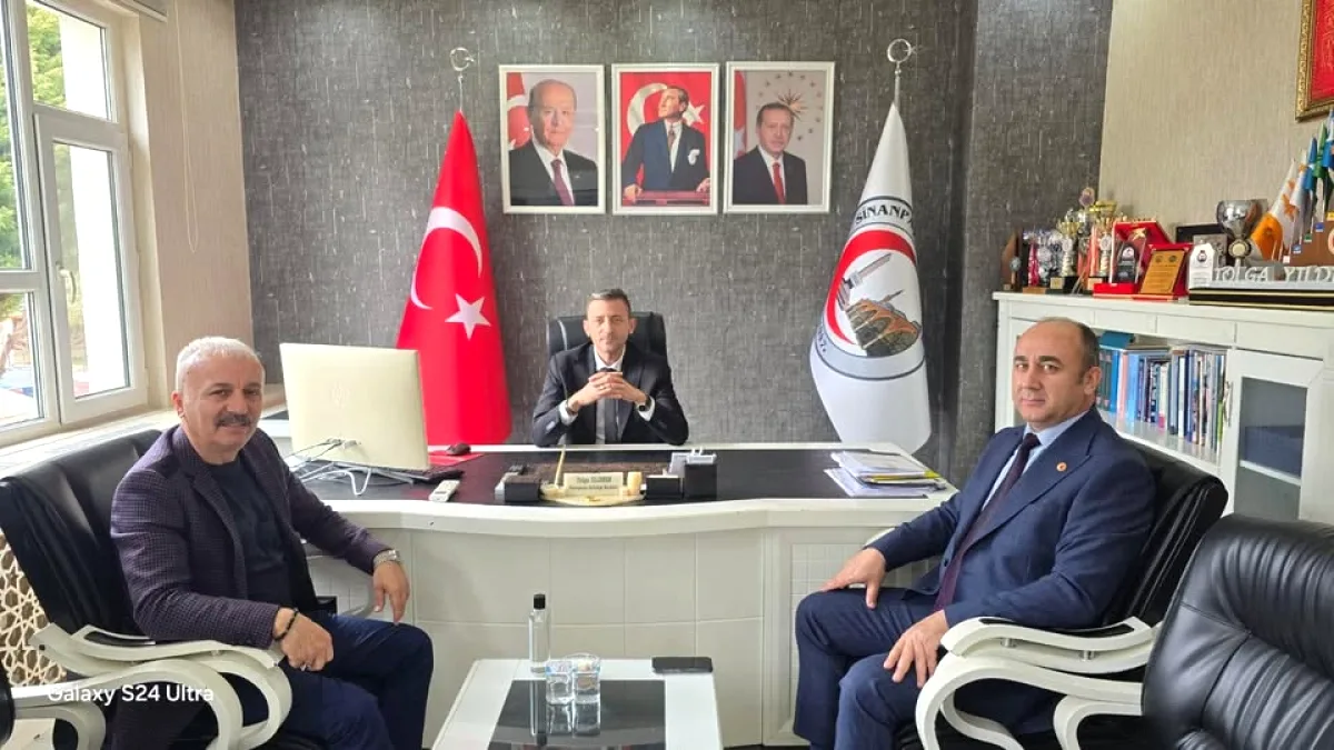 Sinanpaşa'da Kaymakam ve Belediye Başkanı Projeleri Görüştü Sinanpaşa'da Kaymakam ve Belediye Başkanı Projeleri Görüştü