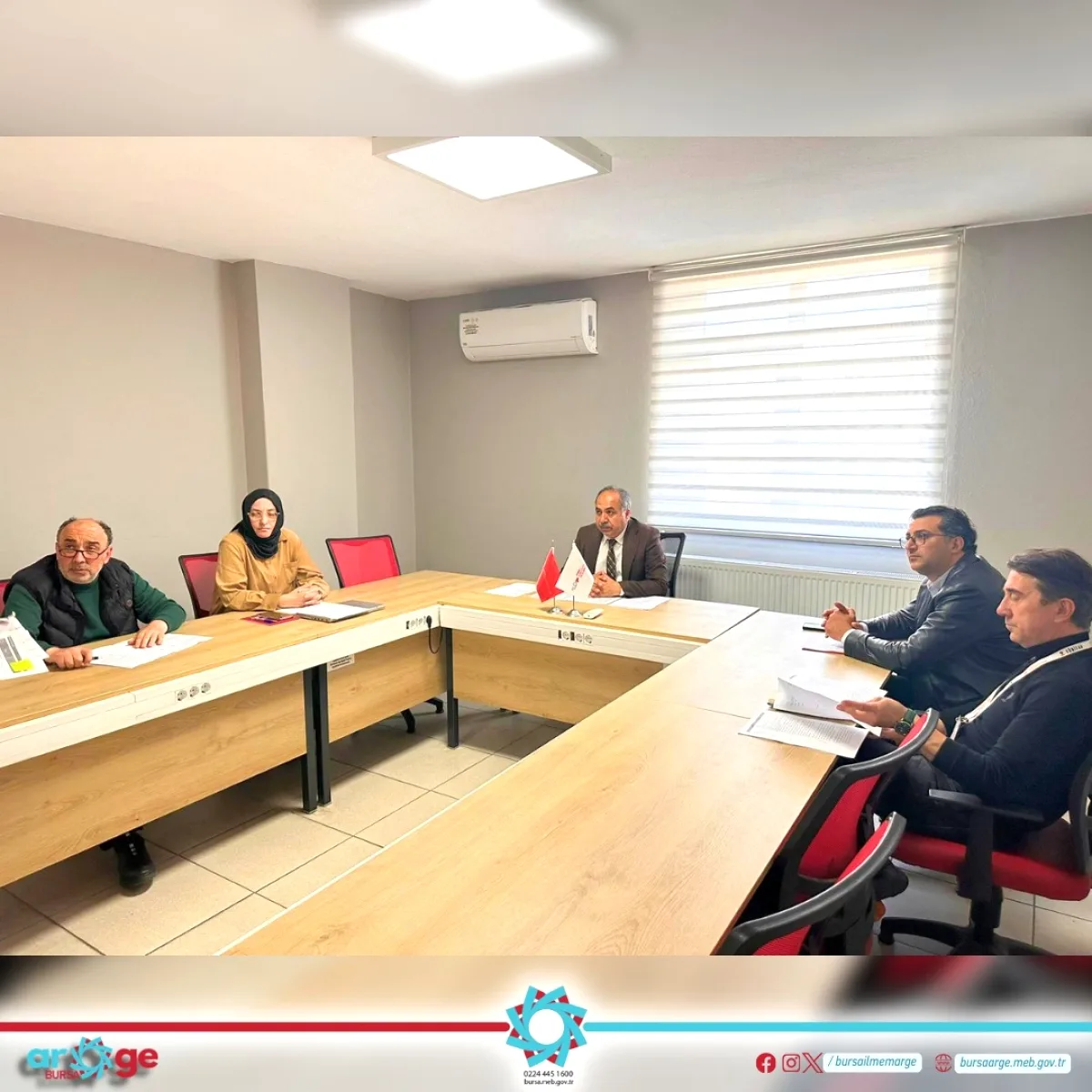 Bursa'da Maarifin Yüz Akı İçin Komisyon Toplantısı Yapıldı Bursa'da Maarifin Yüz Akı İçin Komisyon Toplantısı Yapıldı