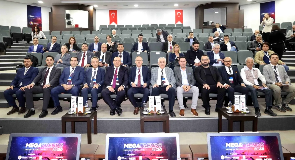 MEGATRENDS 2030 Adana'da Düzenlendi: Sektörün Geleceği Tartışıldı MEGATRENDS 2030 Adana'da Düzenlendi: Sektörün Geleceği Tartışıldı
