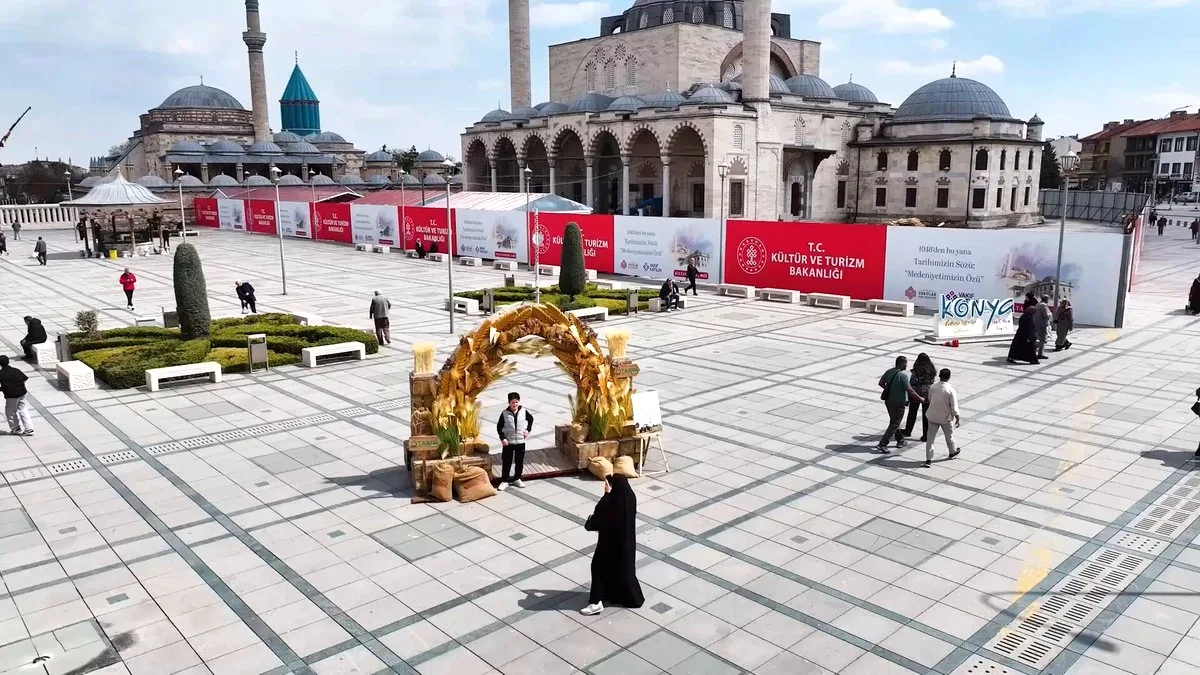 Konya'da Tarım Rüzgarı: 22. Tarım Fuarı İçin Özel Tasarım Alanları Konya'da Tarım Rüzgarı: 22. Tarım Fuarı İçin Özel Tasarım Alanları