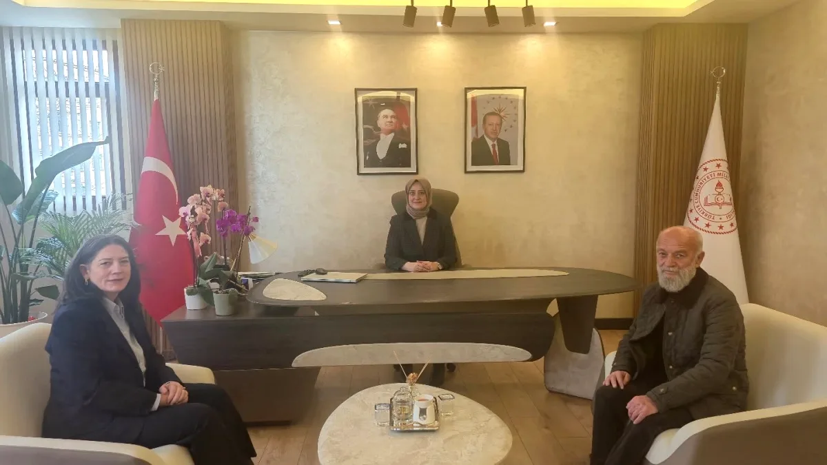 Eyüpsultan'da Eğitim Dünyasını Birleştiren Ziyaret Eyüpsultan'da Eğitim Dünyasını Birleştiren Ziyaret