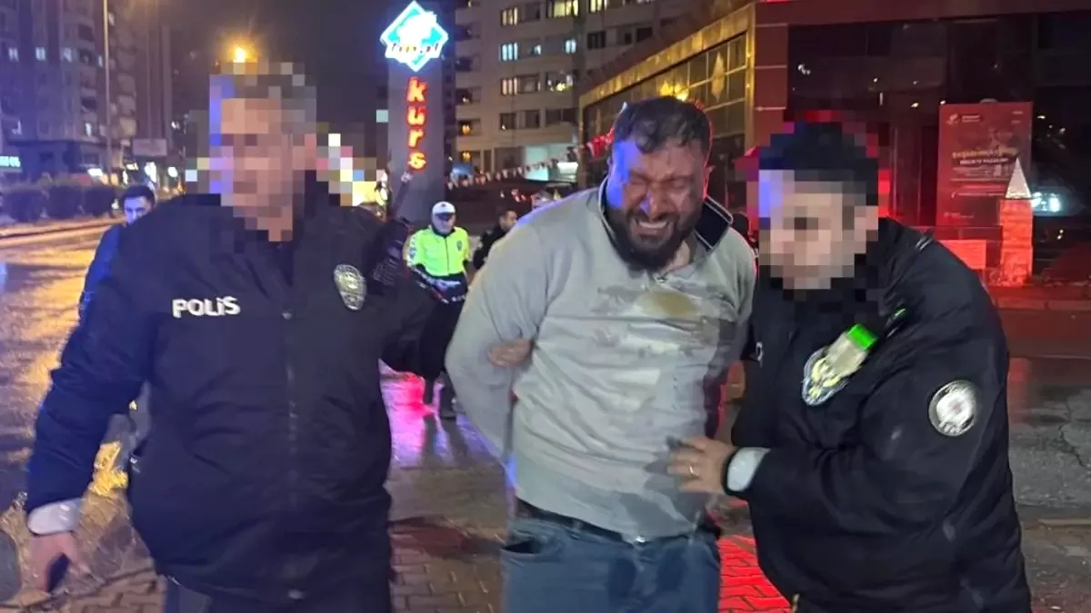 Alkollü Sürücü Polisten Kaçamadı: 450 Bin TL Ceza Alkollü Sürücü Polisten Kaçamadı: 450 Bin TL Ceza