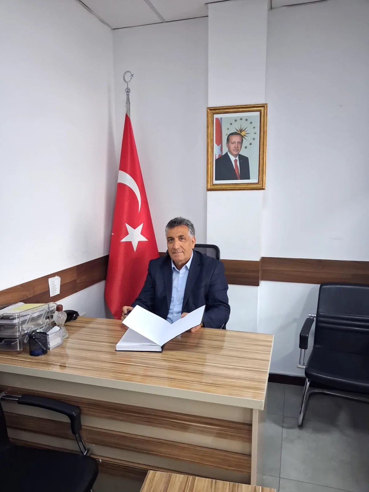 Yenimahalle AK Parti İlçe Başkanlığı Nöbetçi Üyesi Belli Oldu Yenimahalle AK Parti İlçe Başkanlığı Nöbetçi Üyesi Belli Oldu