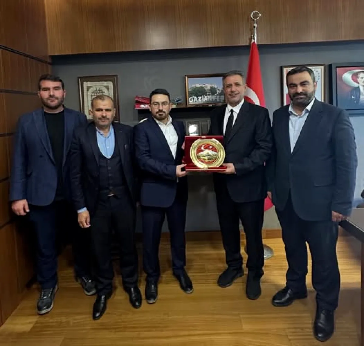 TBMM'de Buluşma: AK Parti Milletvekili Yedi Başak Derneği'ni Ağırladı TBMM'de Buluşma: AK Parti Milletvekili Yedi Başak Derneği'ni Ağırladı
