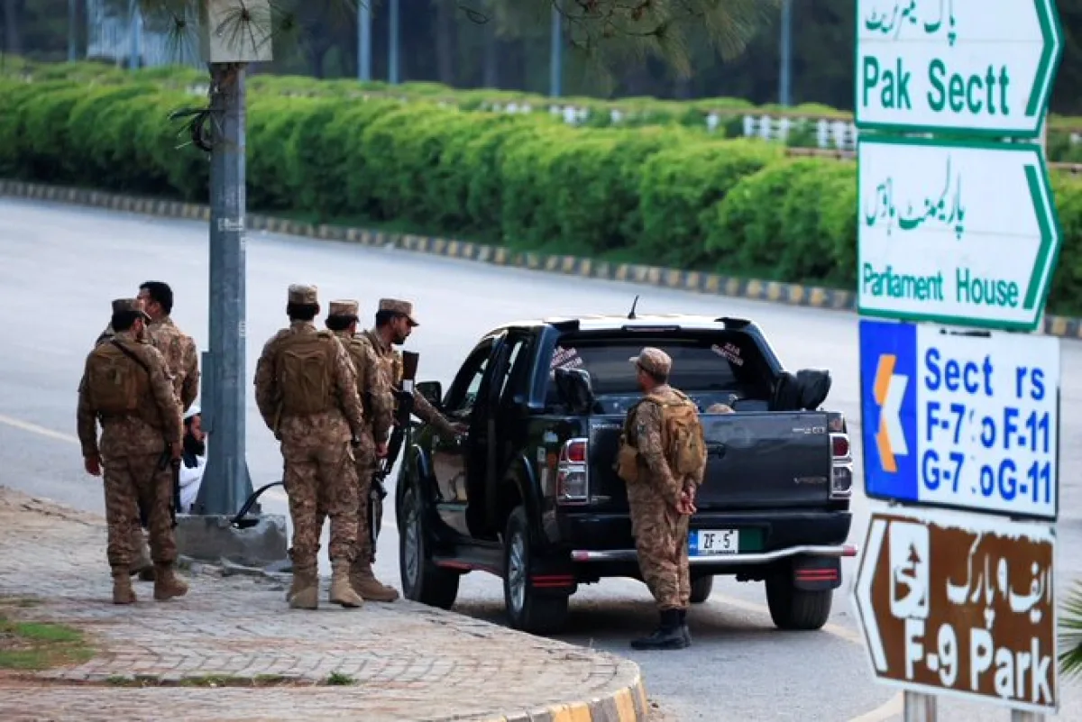 ABD-İran Barış Görüşmeleri Öncesi Pakistan'da Askeri Güvenlik Alarmı ABD-İran Barış Görüşmeleri Öncesi Pakistan'da Askeri Güvenlik Alarmı