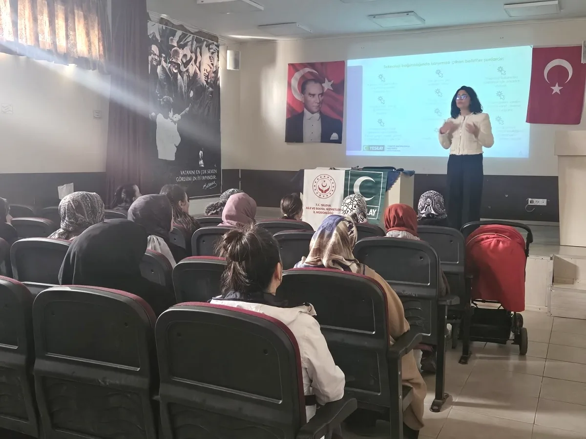 Yalova'da Velilere Bağımlılık Eğitimi: Dijital Tehditlere Karşı Önlem Yalova'da Velilere Bağımlılık Eğitimi: Dijital Tehditlere Karşı Önlem