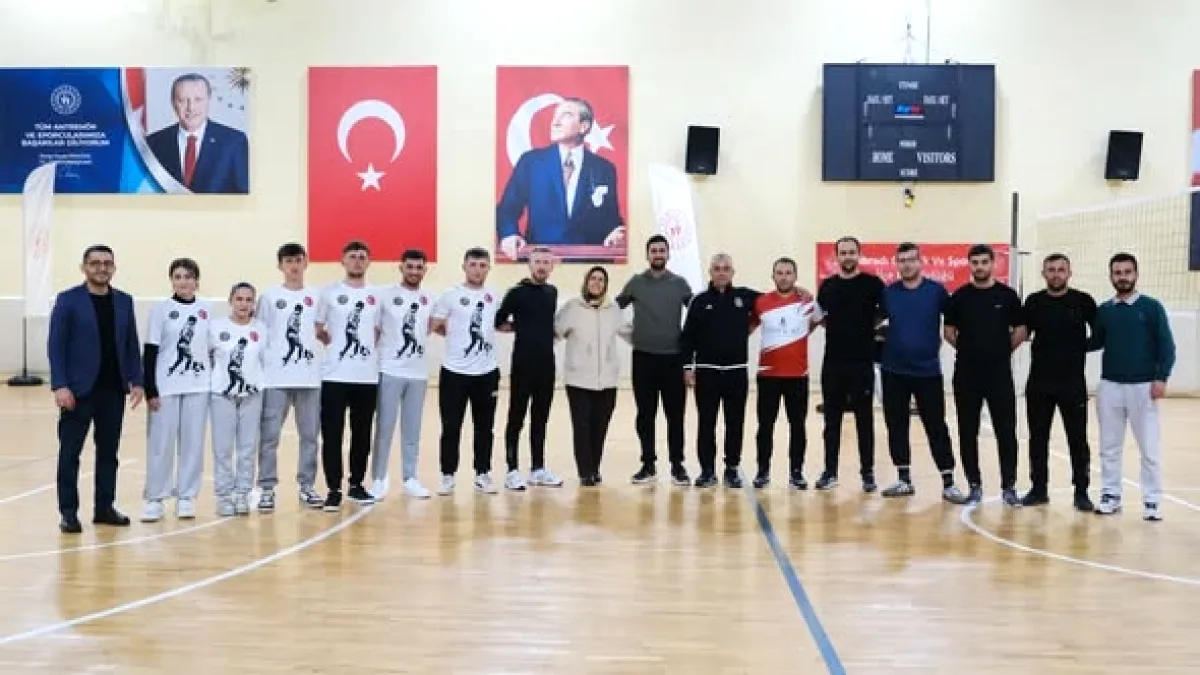 İbradı Belediyespor, İlçe Derbisinde Farklı Galibiyet Aldı İbradı Belediyespor, İlçe Derbisinde Farklı Galibiyet Aldı