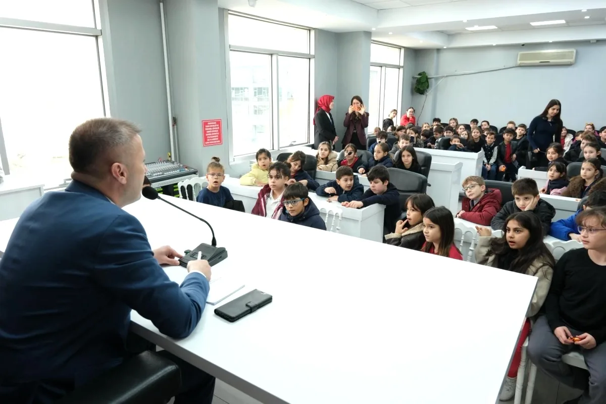TED Kolejliler Yerel Yönetimleri Çiftlikköy Belediyesi'nde Öğrendi TED Kolejliler Yerel Yönetimleri Çiftlikköy Belediyesi'nde Öğrendi