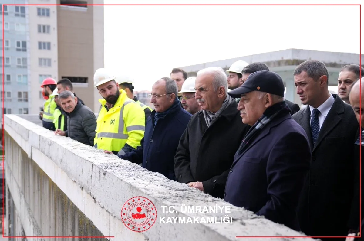 Ümraniye'de 40 Derslikli İmam Hatip Lisesi İnşaatı Hızla Sürüyor Ümraniye'de 40 Derslikli İmam Hatip Lisesi İnşaatı Hızla Sürüyor
