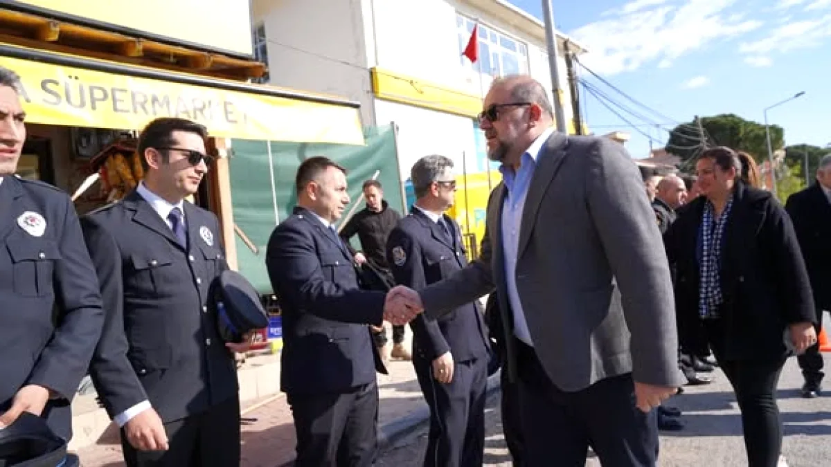 Karaburun'da Polis Teşkilatı'nın 181. Yılı Kutlamaları Karaburun'da Polis Teşkilatı'nın 181. Yılı Kutlamaları