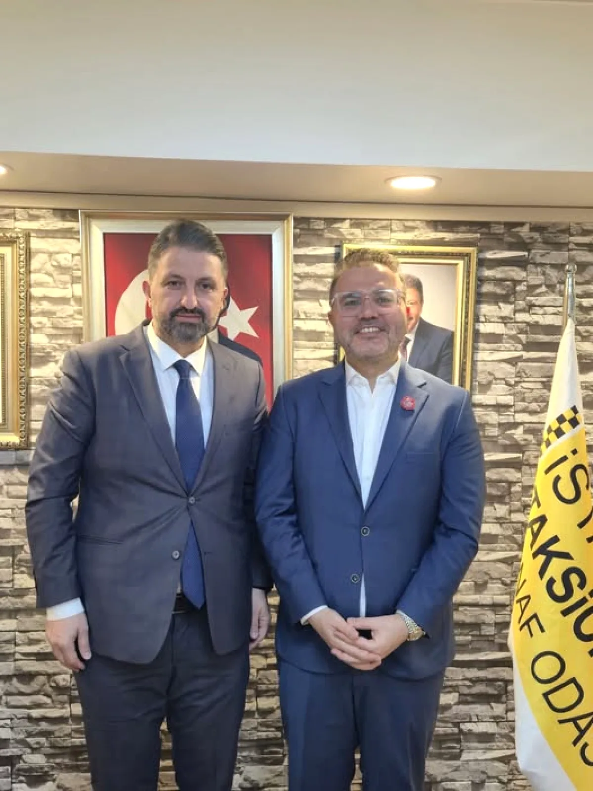 İstanbul Taksiciler Esnaf Odası'na Uluslararası Deneyim Ziyareti İstanbul Taksiciler Esnaf Odası'na Uluslararası Deneyim Ziyareti