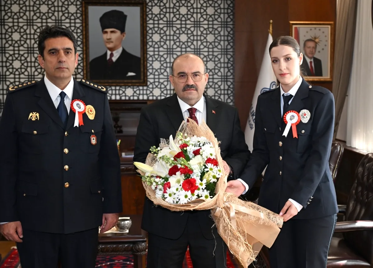 Balıkesir'de Polis Haftası Ziyareti Balıkesir'de Polis Haftası Ziyareti