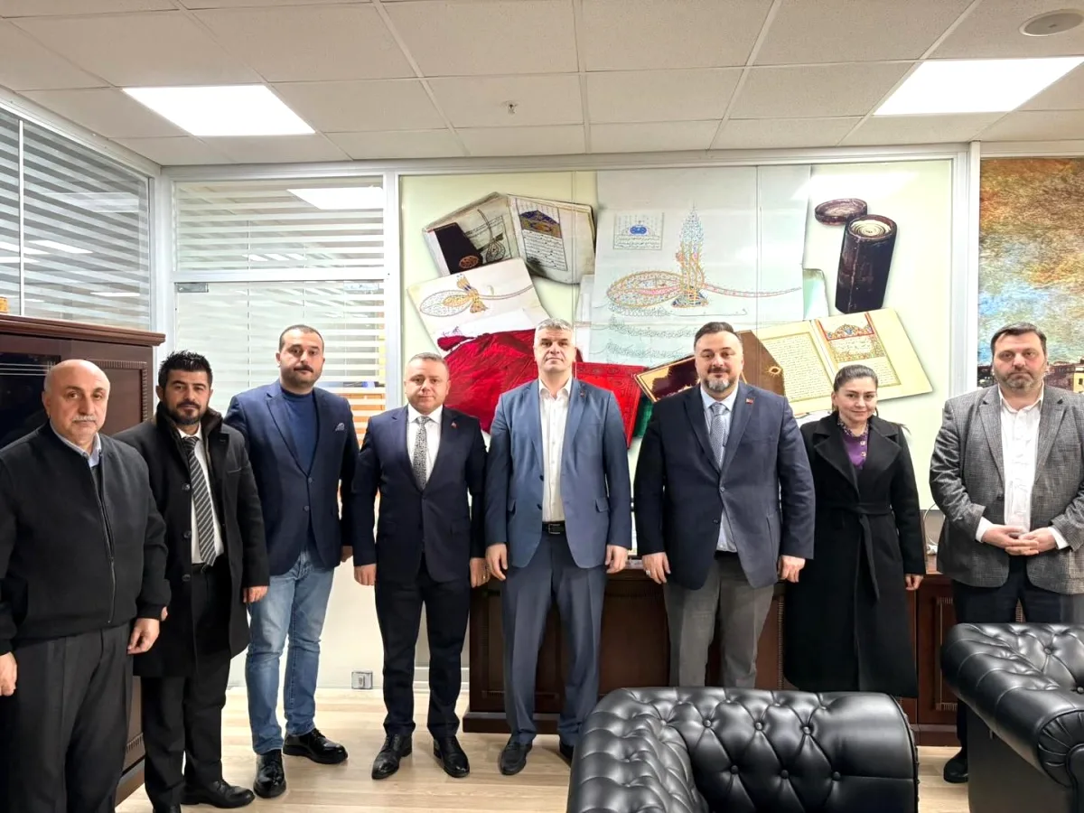 AK Parti Maltepe'den Tapu Müdürlüğüne Ziyaret AK Parti Maltepe'den Tapu Müdürlüğüne Ziyaret