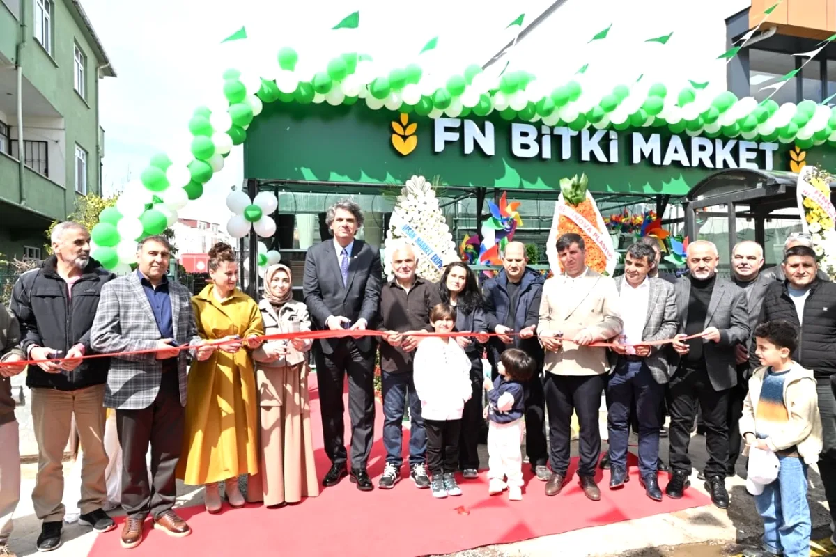 Kartepe'ye Yeni Bir Bitki Market: FN Bitki Market Açıldı Kartepe'ye Yeni Bir Bitki Market: FN Bitki Market Açıldı