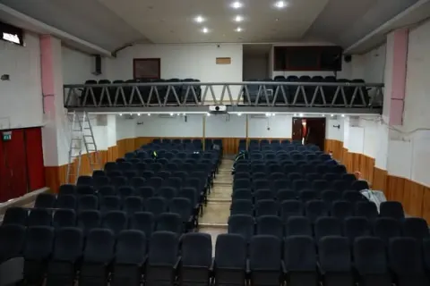 Foça'da 30 Bin TL'lik Öykü Yarışması Başlıyor! Tarık Dursun K. Anısına