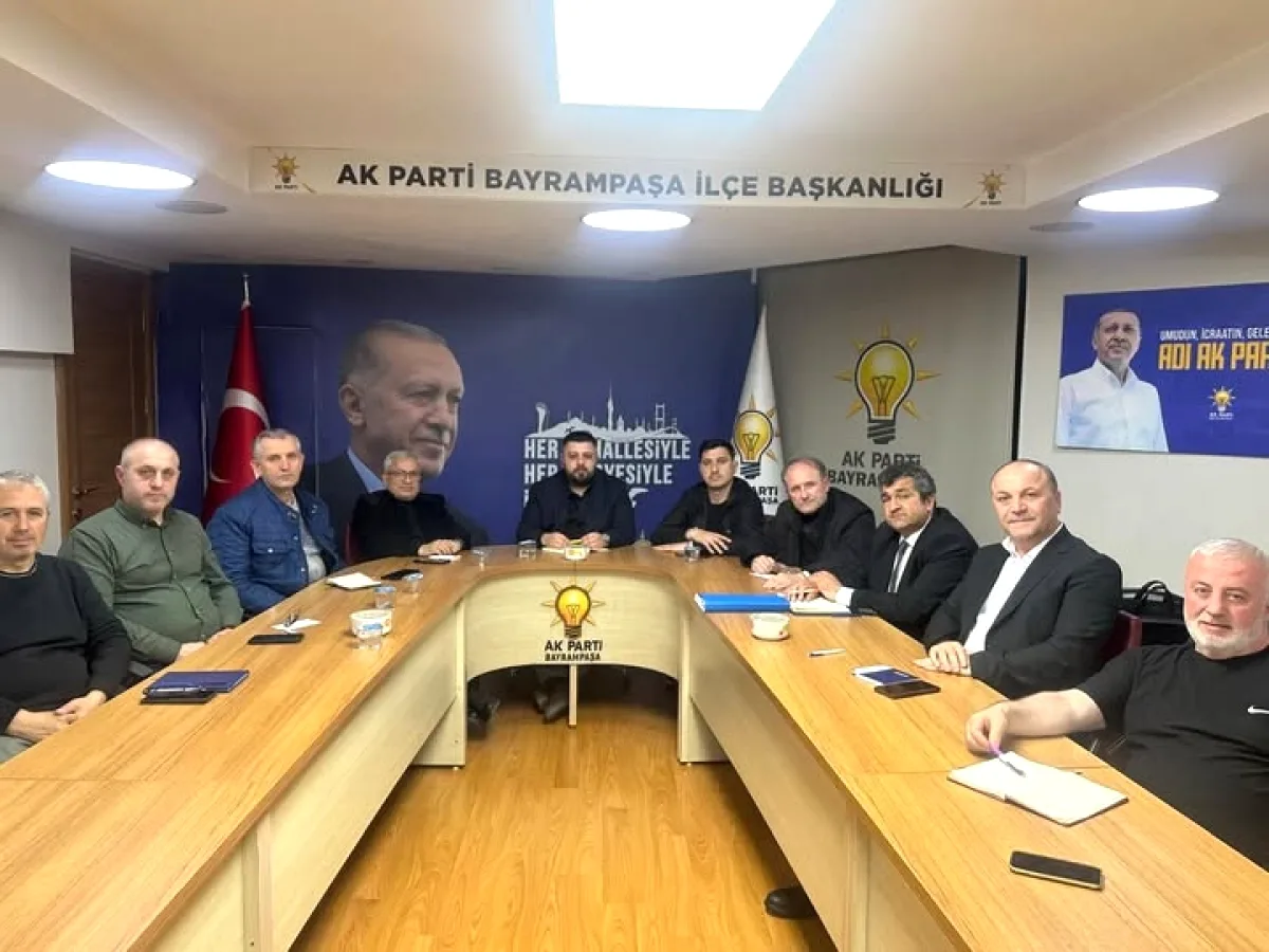 Bayrampaşa'da AK Parti istişaresi: Vatandaş talepleri masada Bayrampaşa'da AK Parti istişaresi: Vatandaş talepleri masada