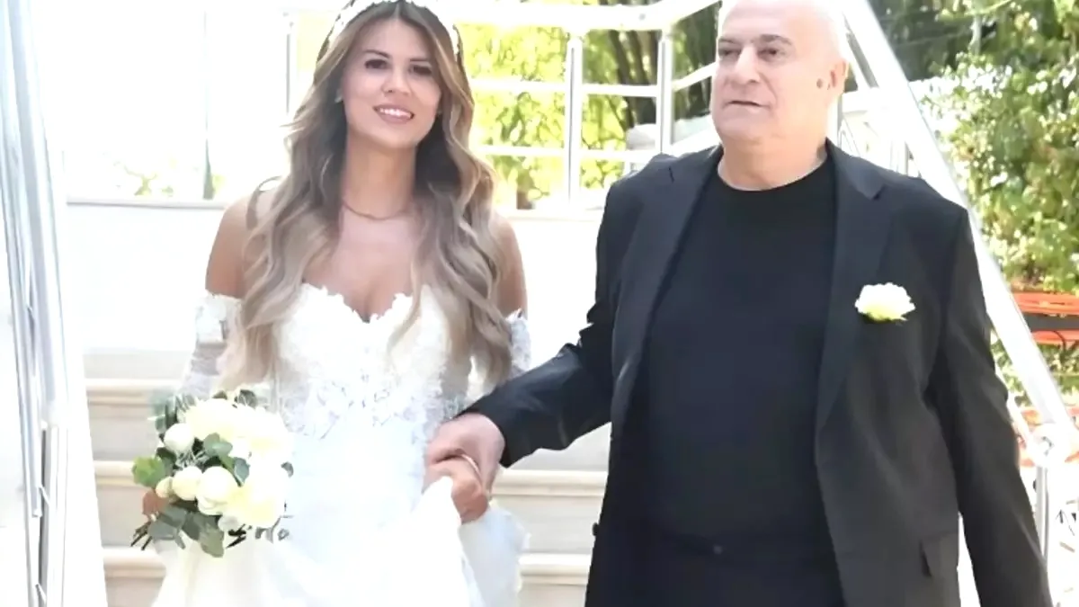 Gülseren Ceylan'ın Gelinlikleri Geri Verildi: Modacı Sevgi Taşdan Ödeme Alamadı Gülseren Ceylan'ın Gelinlikleri Geri Verildi: Modacı Sevgi Taşdan Ödeme Alamadı